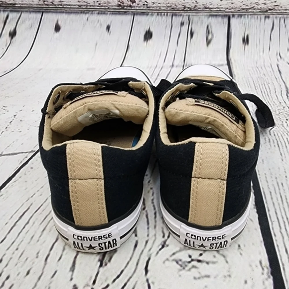 Converse Black Tan Low Top Sneakers Junior Size‎ 2